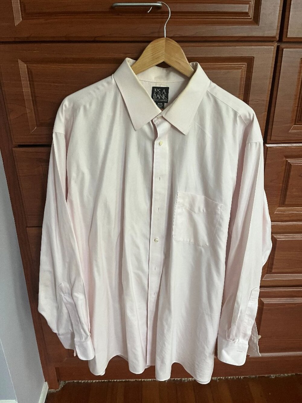 Men's Jos A. Banks dress shirt